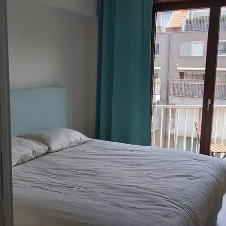 Appartement Met Zeezicht Op Het Van Bunnenplein Appartement Knokke-Heist