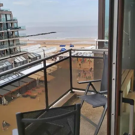 Appartement Met Zeezicht Op Het Van Bunnenplein Appartement Knokke-Heist